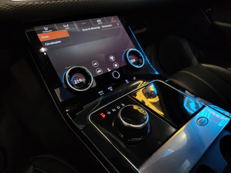 LAND ROVER RANGE ROVER VELAR 2.0 D240 SD4 240cv 4WD R-DYNAMIC VIRTUALT / MERIDIAN / TOIT OUVRANT