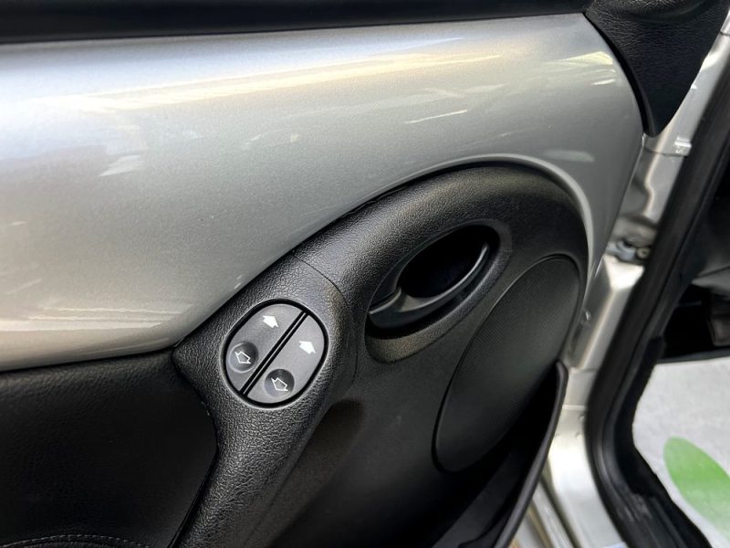 FORD STREET KA KA CABRIOLET 1.6 95 Cv INTERIEUR CUIR BLUETOOTH  - GARANTIE 1 AN