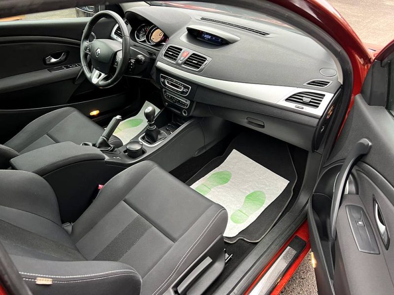 RENAULT MEGANE 3 III COUPE 1.4 TCE 130 Cv 1ERE MAIN TOIT PANO BLUETOOTH CRIT AIR 1 - GARANTIE 1 AN