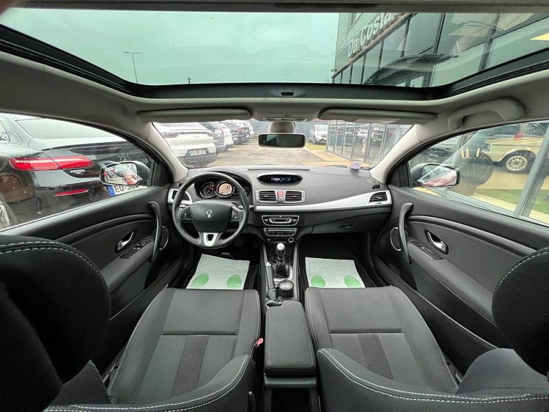 RENAULT MEGANE 3 III COUPE 1.4 TCE 130 Cv 1ERE MAIN TOIT PANO BLUETOOTH CRIT AIR 1 - GARANTIE 1 AN