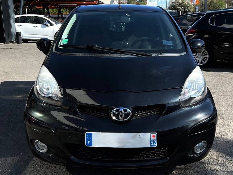 TOYOTA AYGO PHASE 2 1.0 VVTi 68 Cv 5 PORTES CLIMATISAITON CRIT AIR 1 - Garantie 1an