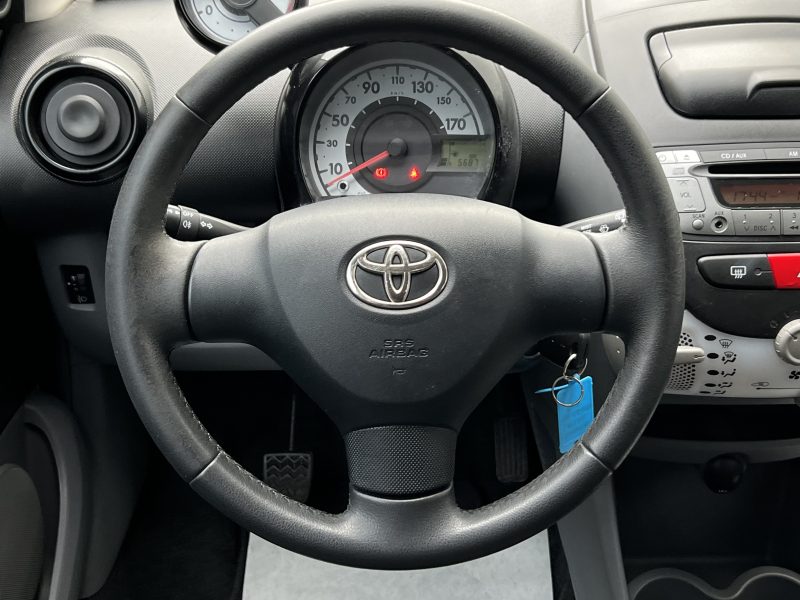 TOYOTA AYGO PHASE 2 1.0 VVTi 68 Cv 5 PORTES CLIMATISAITON CRIT AIR 1 - Garantie 1an