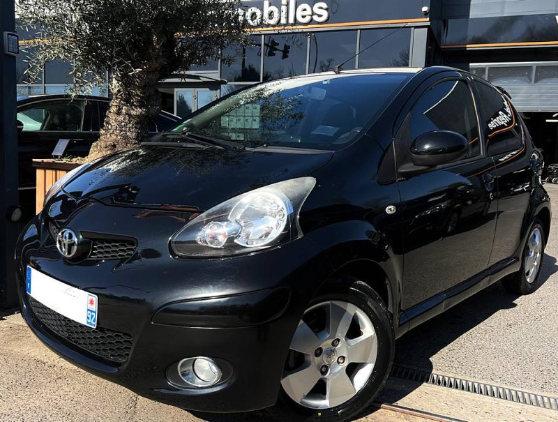 TOYOTA AYGO PHASE 2 1.0 VVTi 68 Cv 5 PORTES CLIMATISAITON CRIT AIR 1 - Garantie 1an
