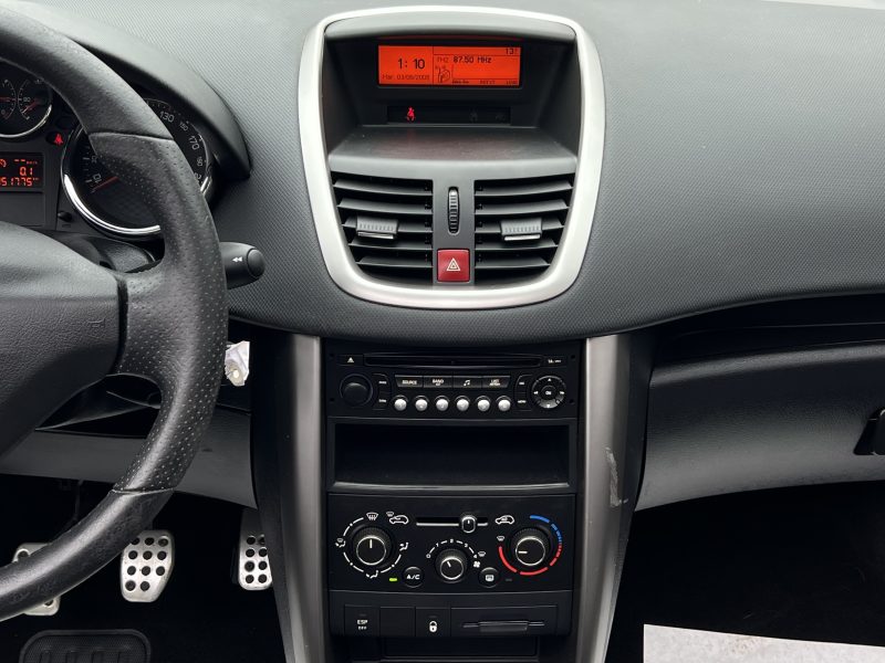 PEUGEOT 207 CC CABRIOLET PHASE 2 1.6 120 Cv PREMIERE MAIN / 51 700 Kms CRIT AIR 1 - GARANTIE 1 AN