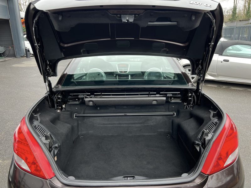 PEUGEOT 207 CC CABRIOLET PHASE 2 1.6 120 Cv PREMIERE MAIN / 51 700 Kms CRIT AIR 1 - GARANTIE 1 AN