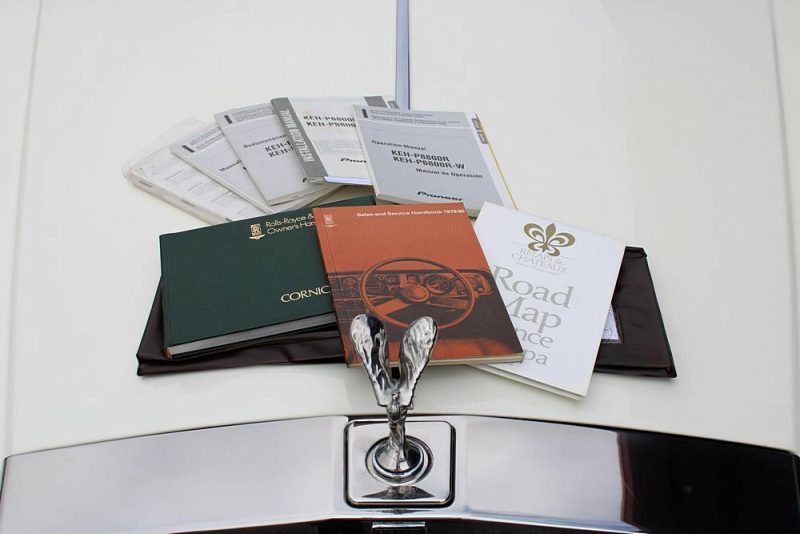 ROLLS ROYCE SILVER SPIRIT CABRIOLET TRES RARE EX ROI D'ARABIE REPRISE ECHANGE POSSIBLE