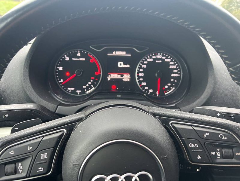 AUDI A3 2.0 L TDI S-LINE 150 ch S Tronic Limousine Kilométrage certifié Audi