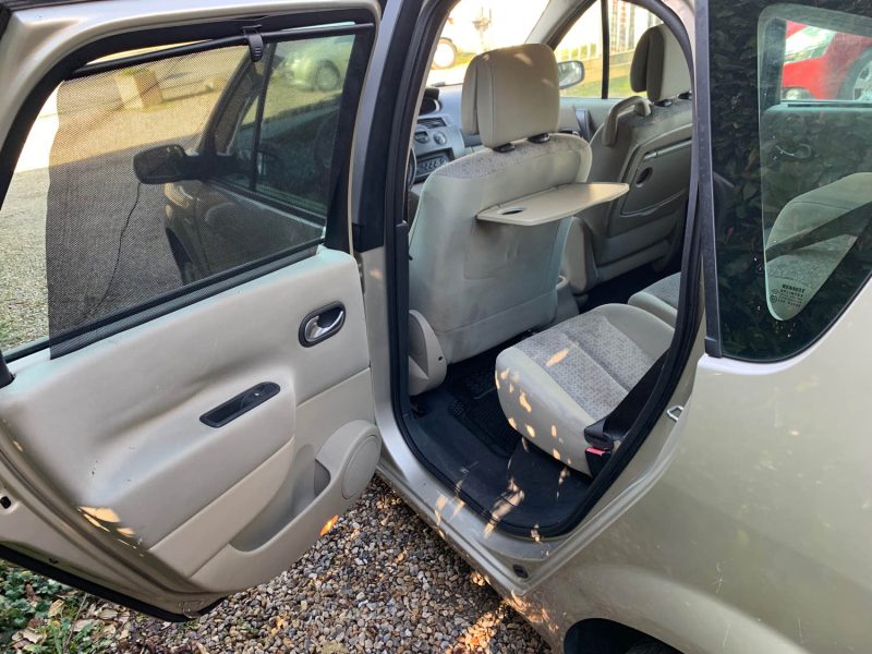 RENAULT MEGANE SCENIC 2007 1.5 dCi (86Ch)