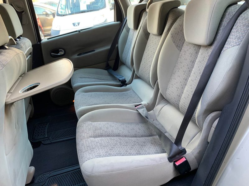 RENAULT MEGANE SCENIC 2007 1.5 dCi (86Ch)