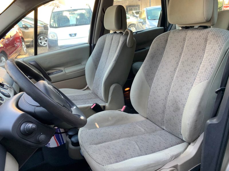 RENAULT MEGANE SCENIC 2007 1.5 dCi (86Ch)