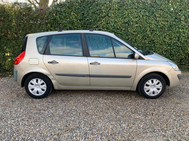 RENAULT MEGANE SCENIC 2007 1.5 dCi (86Ch)