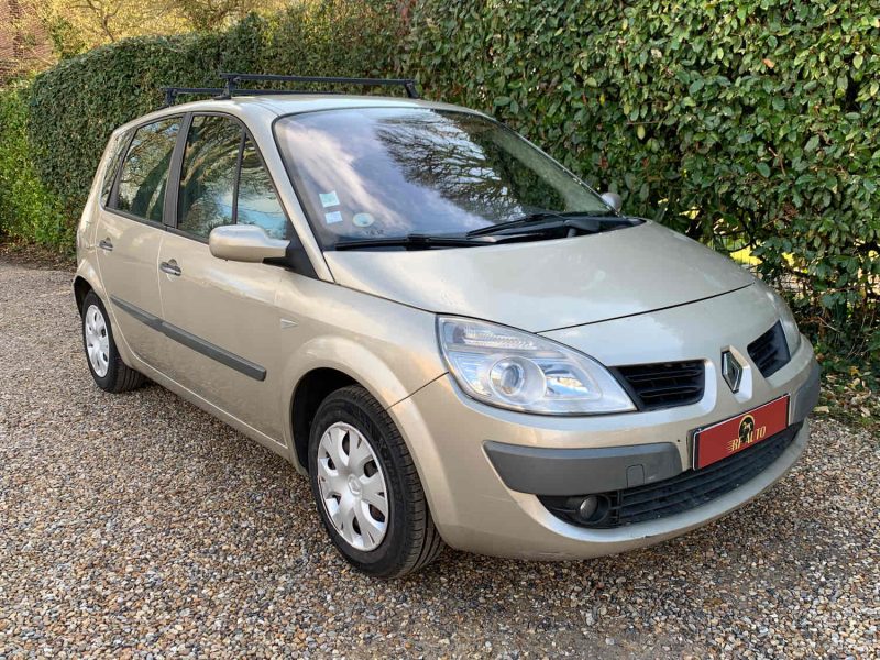 RENAULT MEGANE SCENIC 2007 1.5 dCi (86Ch)
