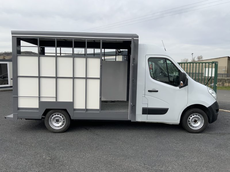 RENAULT MASTER  2016