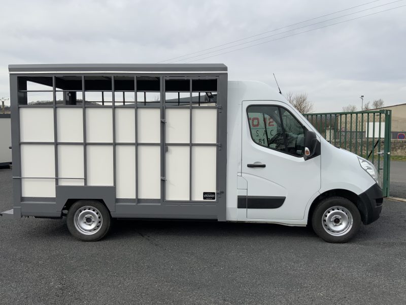 RENAULT MASTER  2016