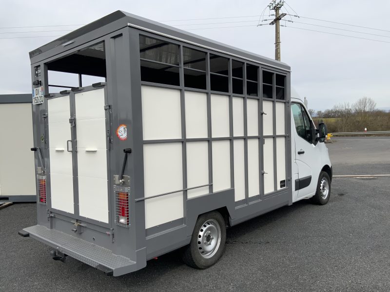 RENAULT MASTER  2016