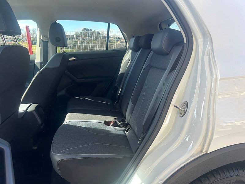 VOLKSWAGEN T-CROSS  2024