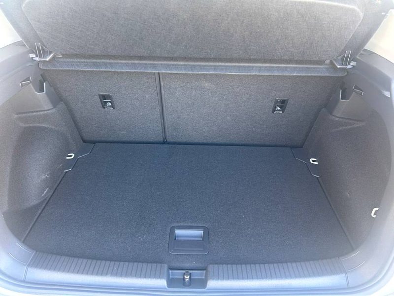 VOLKSWAGEN T-CROSS  2024