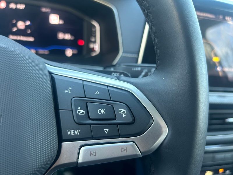 VOLKSWAGEN T-CROSS  2024