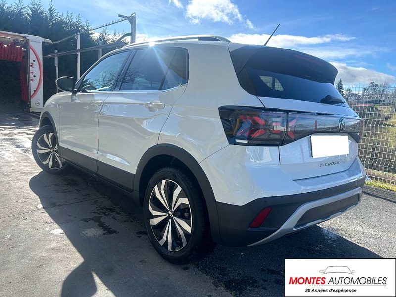 VOLKSWAGEN T-CROSS  2024
