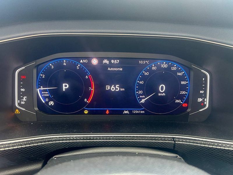 VOLKSWAGEN T-CROSS  2024