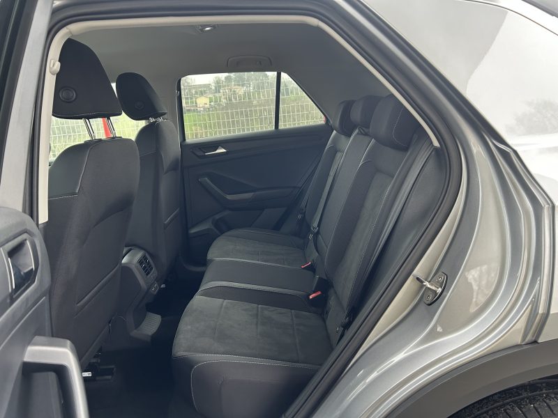 VOLKSWAGEN T-ROC 2024