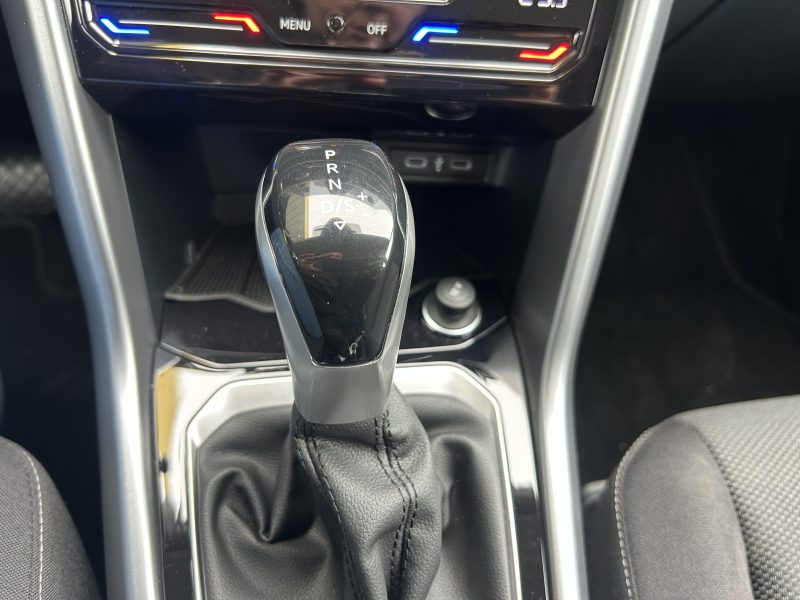 VOLKSWAGEN T-ROC 2024