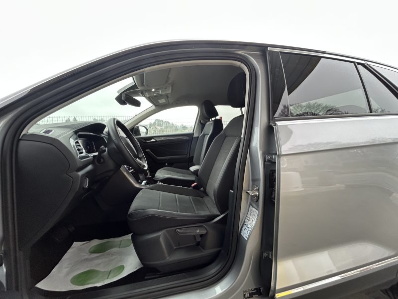 VOLKSWAGEN T-ROC 2024