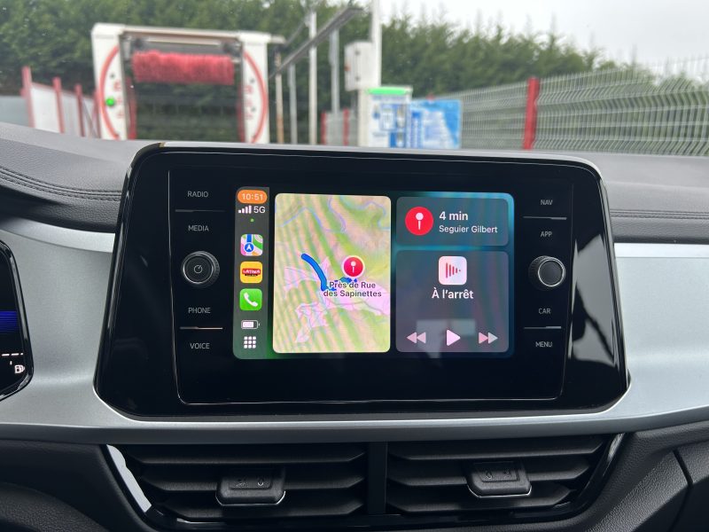 VOLKSWAGEN T-ROC 2023