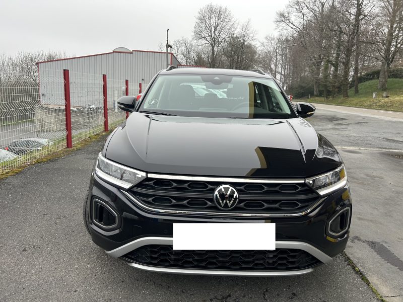 VOLKSWAGEN T-ROC 2023