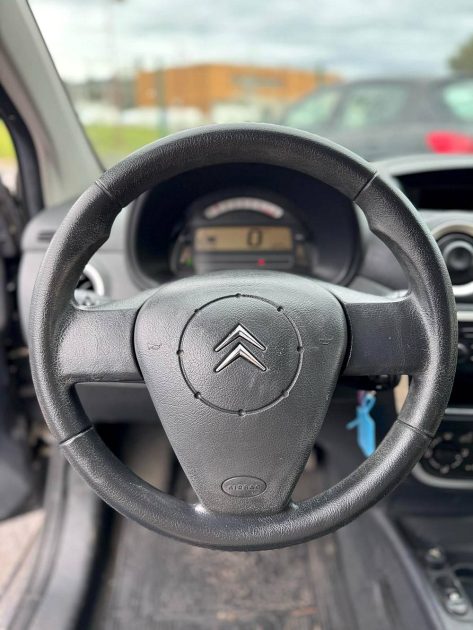 CITROEN  C2 2009 1.4 75 CV / Distribution OK / Révisée 