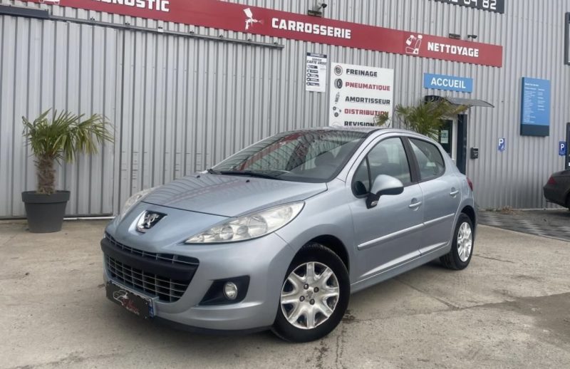 PEUGEOT 207 2011