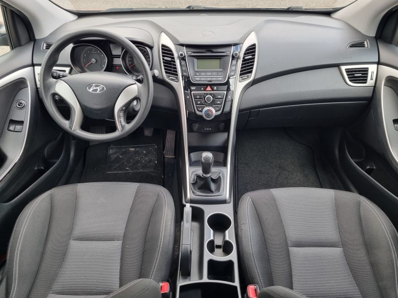 HYUNDAI i30 II 2014