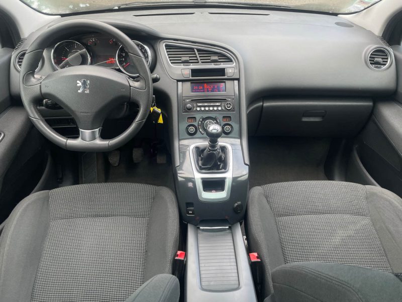 PEUGEOT 5008 1.6HDI 112CV