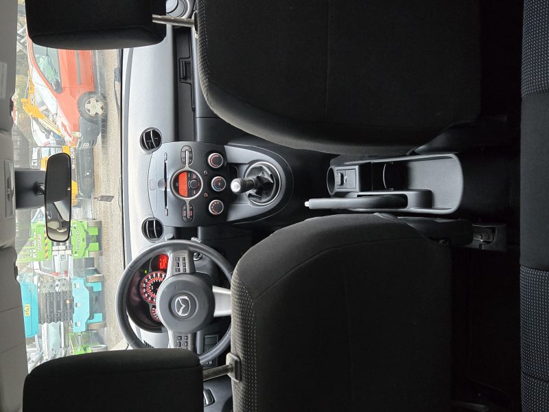 MAZDA MAZDA 2 2010