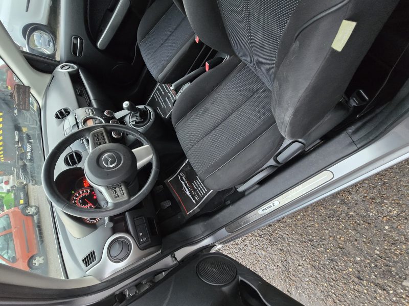 MAZDA MAZDA 2 2010