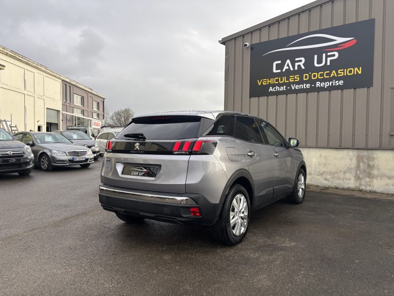 PEUGEOT 3008 2019