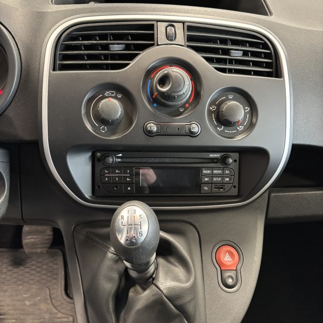 RENAULT KANGOO 1.5 BLUE DCI 95 CV TREND Garantie 12 mois