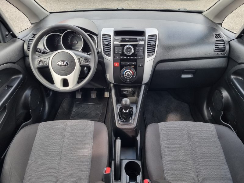 KIA VENGA 2013