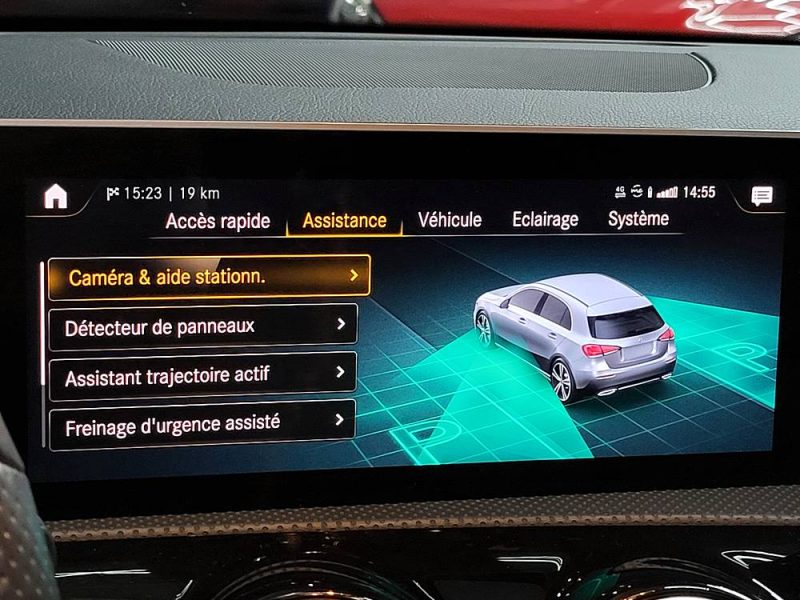 MERCEDES-BENZ CLASSE A 200 163cv AMG Line Boîte Auto 7G-DCT