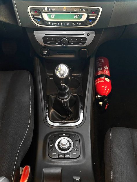 RENAULT MEGANE ESTATE 1,5 DCI 2014