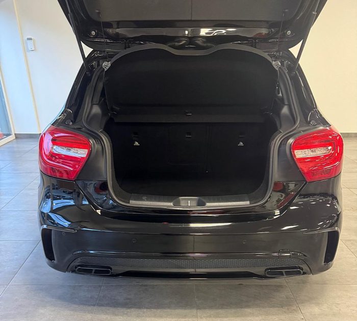 MERCEDES CLASSE A 2014 FINITION AMG