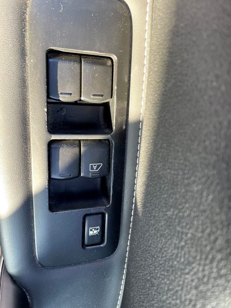 NISSAN QASHQAI+2  7 Places 2012