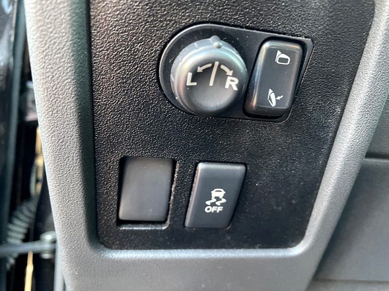 NISSAN QASHQAI+2  7 Places 2012