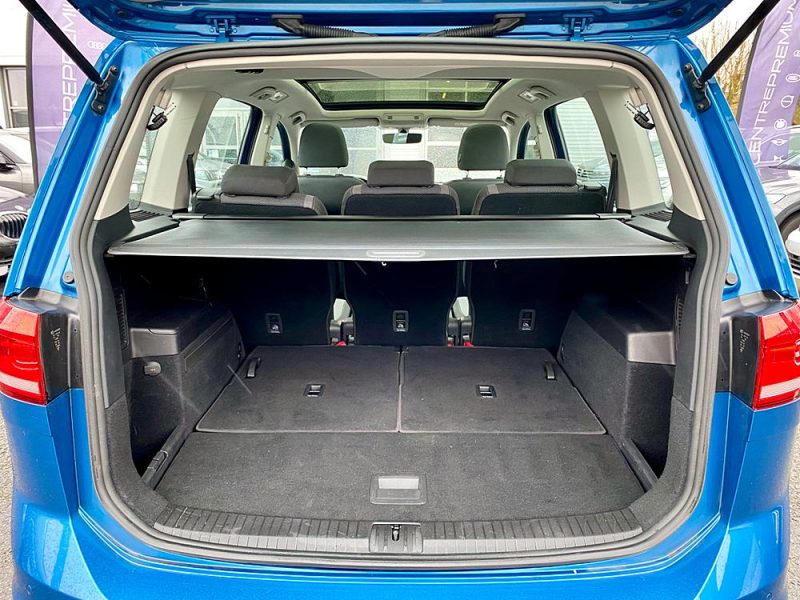 VOLKSWAGEN TOURAN III 1.0 TSI 115 CONFORTLINE BUSINESS 7PL