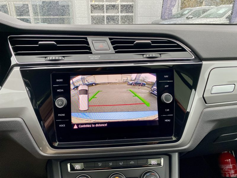 VOLKSWAGEN TOURAN III 1.0 TSI 115 CONFORTLINE BUSINESS 7PL