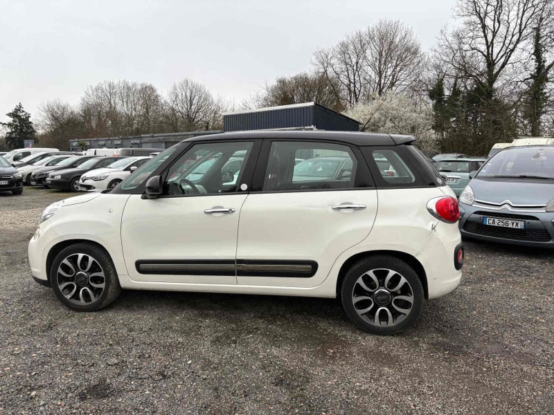 FIAT 500L  0001