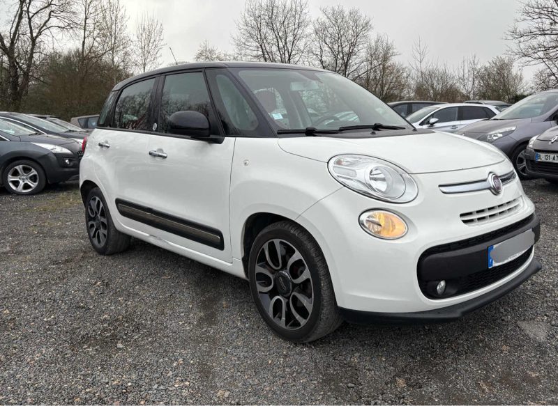 FIAT 500L  0001