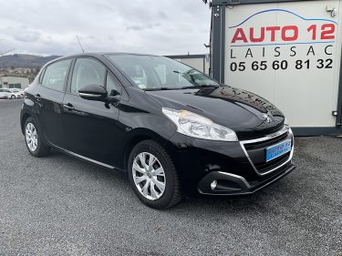 PEUGEOT 208 2017