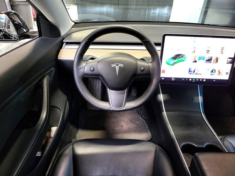 TESLA MODEL 3 275CH STANDARD PLUS / AUTOPILOT / SIEGES CHAUFFANTS