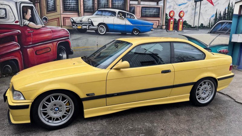 BMW M3 3.0 jaune Dakar reprise possible